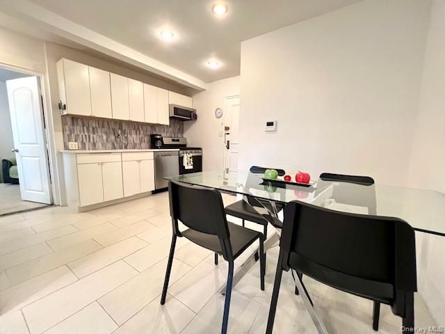 73-03 Bell Boulevard 5M, Bayside, NY 11364