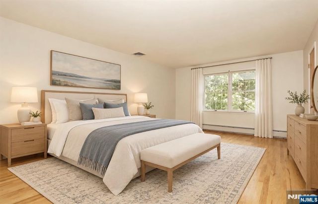 33 Hillside Avenue, Riverdale Borough, NJ 07457