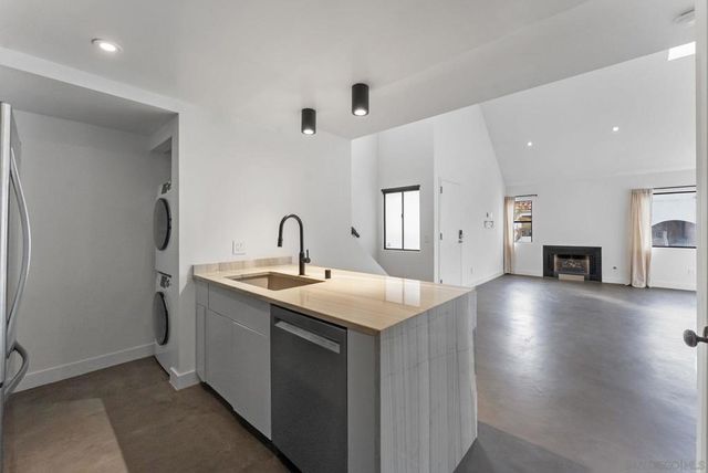 701 Kettner Blvd. 100, San Diego, CA 92101