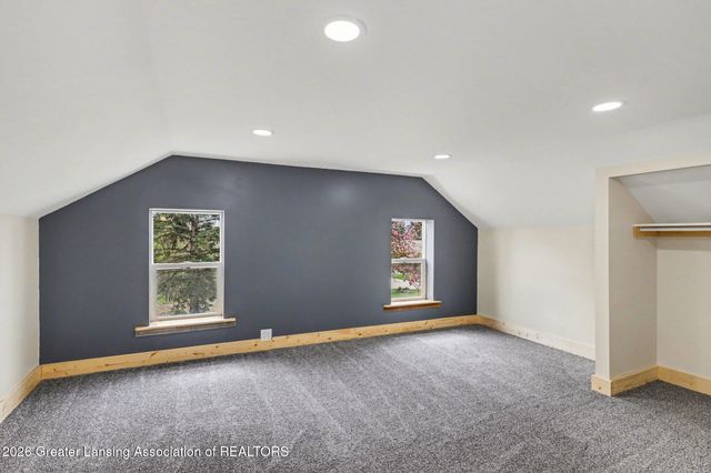9469 Rossman Highway, Eaton Rapids, MI 48827