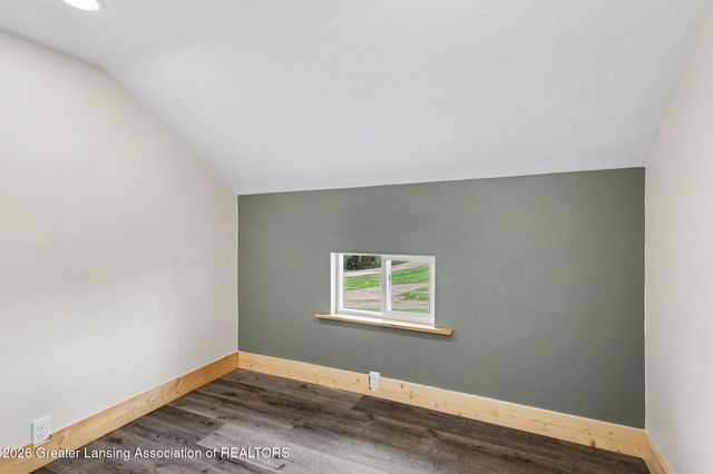 9469 Rossman Highway, Eaton Rapids, MI 48827