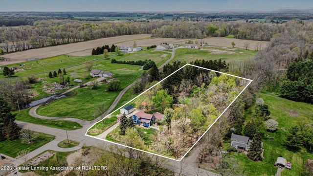 9469 Rossman Highway, Eaton Rapids, MI 48827