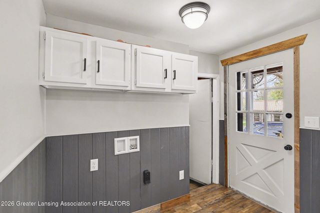 9469 Rossman Highway, Eaton Rapids, MI 48827