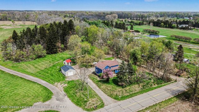 9469 Rossman Highway, Eaton Rapids, MI 48827