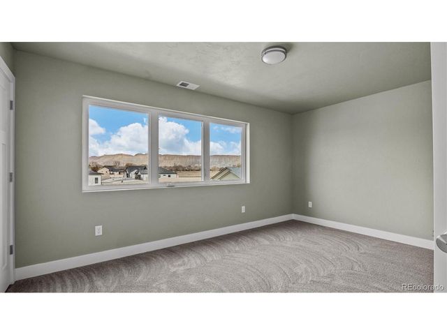 579 Fledgefield Dr, Grand Junction, CO 81504