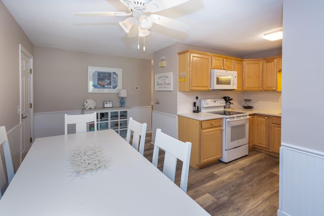 329 Sea Cloud Circle 329, Edisto Island, SC 29438