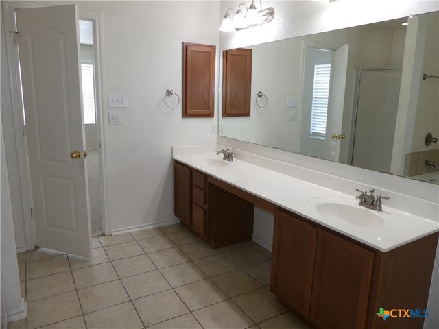 664 Northern Lights Drive, New Braunfels, TX 78130