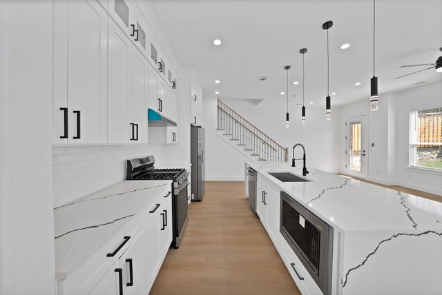 308 E 7th Street, Dallas, TX 75203