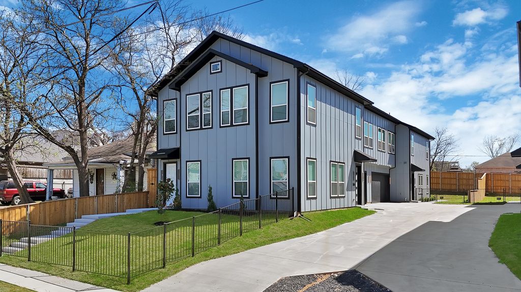 308 E 7th Street, Dallas, TX 75203