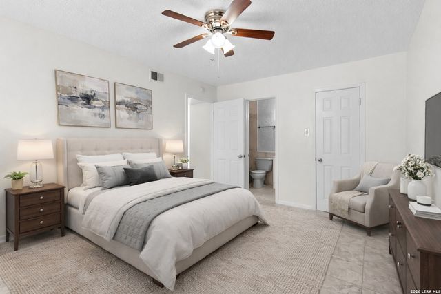 6611 Southpoint St Apt 128, San Antonio, TX 78229