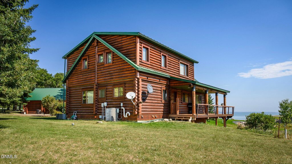 781 44th Avenue NW, Hazen, ND 58545 photo 3