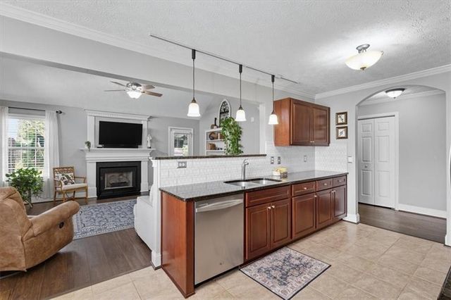 290 Carrington Way, Canton, GA 30115