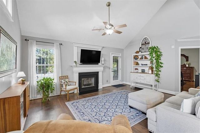 290 Carrington Way, Canton, GA 30115