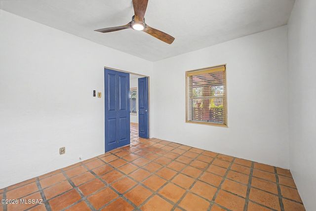 1049 E West Circle Drive, Tucson, AZ 85719