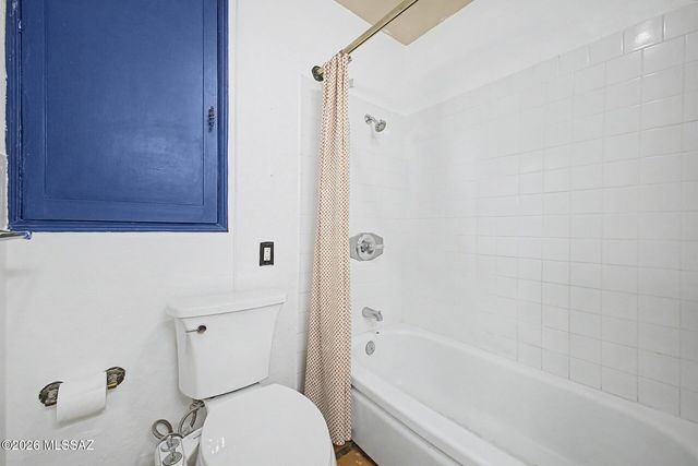 1049 E West Circle Drive, Tucson, AZ 85719