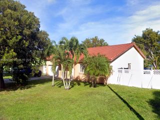 22301 SW 127th Pl, Miami, FL 33170