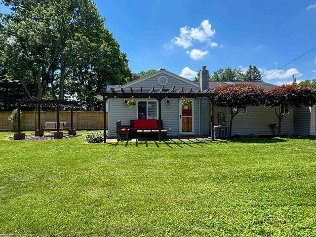 3821 Dunning Road, Rochester Hills, MI 48309