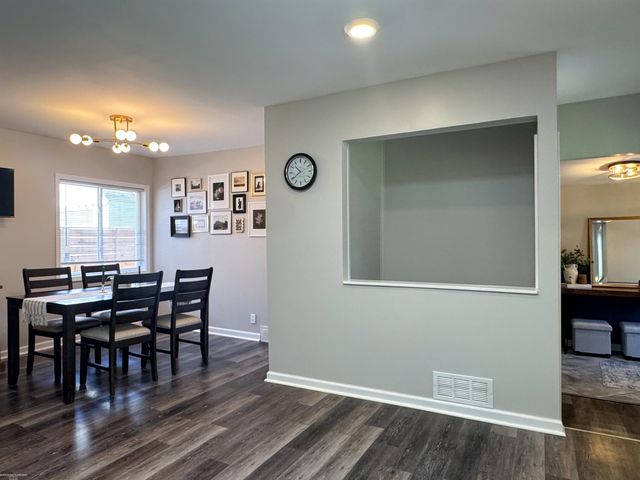 3821 Dunning Road, Rochester Hills, MI 48309