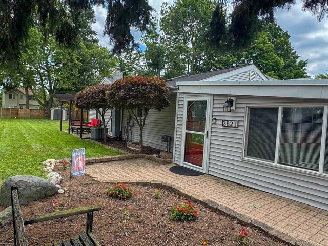 3821 Dunning Road, Rochester Hills, MI 48309