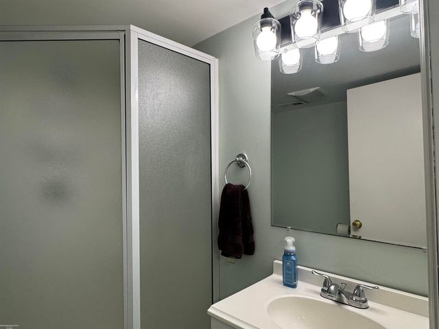 3821 Dunning Road, Rochester Hills, MI 48309