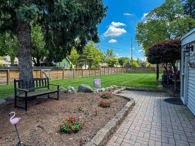 3821 Dunning Road, Rochester Hills, MI 48309