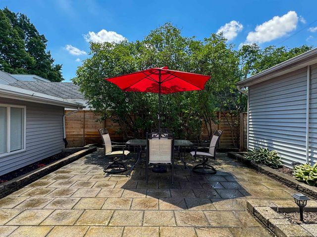 3821 Dunning Road, Rochester Hills, MI 48309