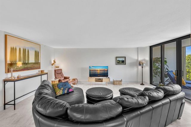 4600 S Ocean Boulevard 502, Highland Beach, FL 33487
