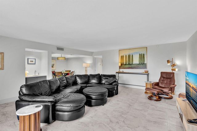 4600 S Ocean Boulevard 502, Highland Beach, FL 33487