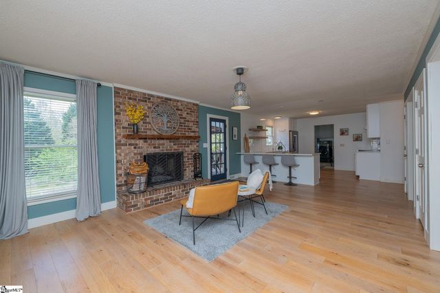 302 Stallings Road, Taylors, SC 29687