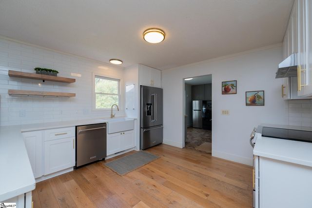 302 Stallings Road, Taylors, SC 29687