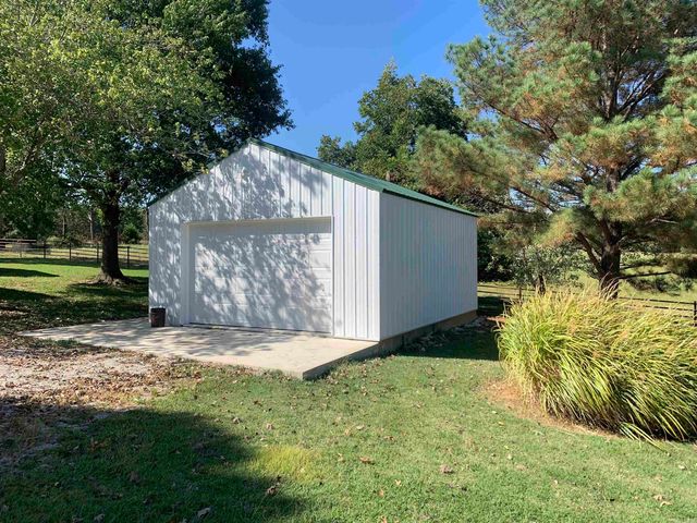 3431 Heritage Park Road, Piggott, AR 72454