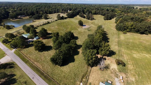 3431 Heritage Park Road, Piggott, AR 72454