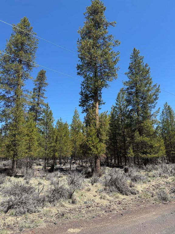 Beechwood 16, La Pine, OR 97739