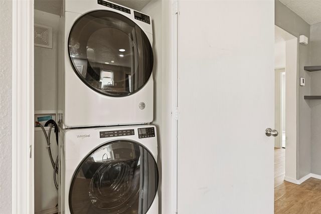 5252 Via del Cielo Lane, Santa Fe, NM 87507