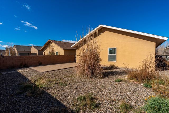5252 Via del Cielo Lane, Santa Fe, NM 87507
