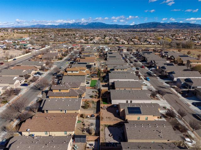 5252 Via del Cielo Lane, Santa Fe, NM 87507