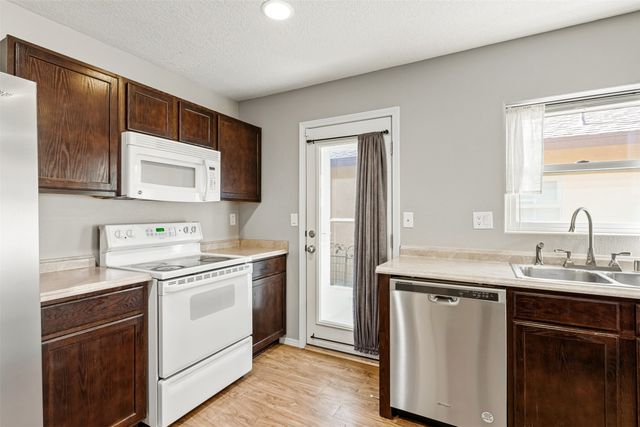 5252 Via del Cielo Lane, Santa Fe, NM 87507