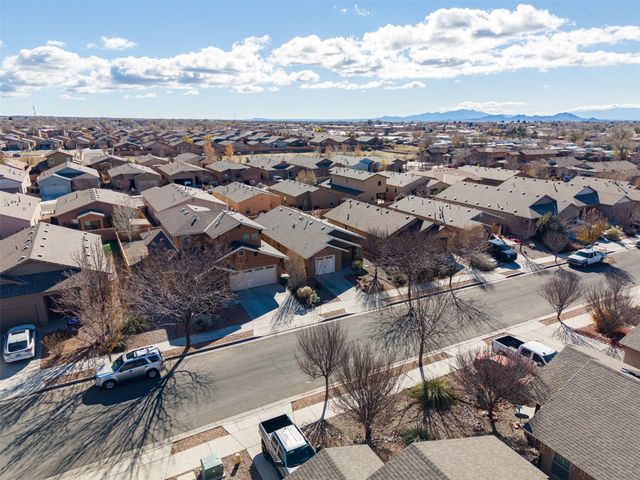 5252 Via del Cielo Lane, Santa Fe, NM 87507