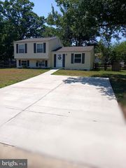 4053 PARKER CT, Waldorf, MD 20602