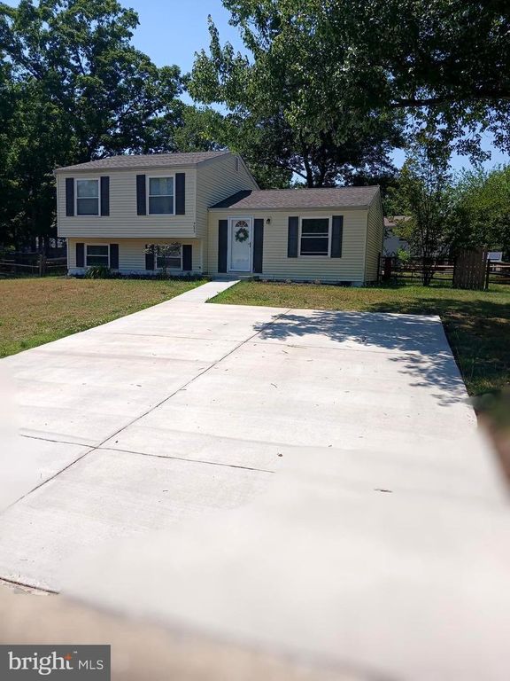 4053 PARKER CT, Waldorf, MD 20602