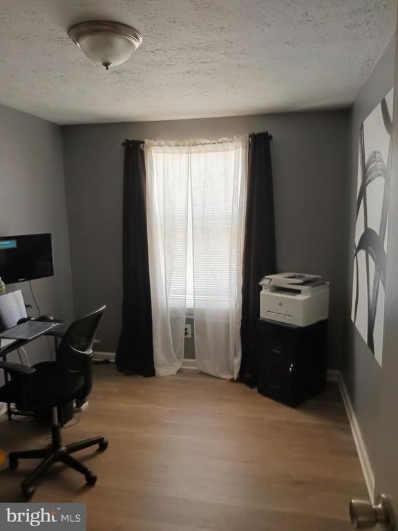 Image 12 of property listing at 4053 PARKER CT, Waldorf, MD 20602