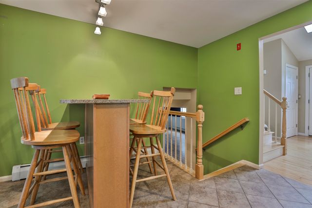 34 Joanne Drive, Hooksett, NH 03106