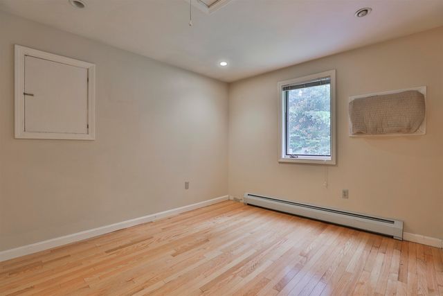 34 Joanne Drive, Hooksett, NH 03106