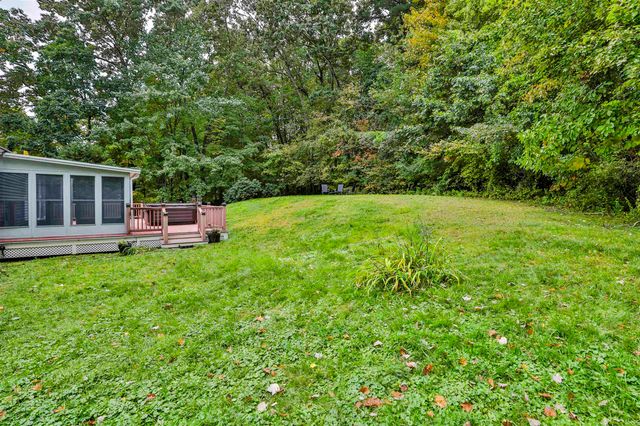 34 Joanne Drive, Hooksett, NH 03106