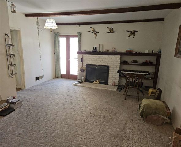 2642 Manning Avenue, Los Angeles, CA 90064