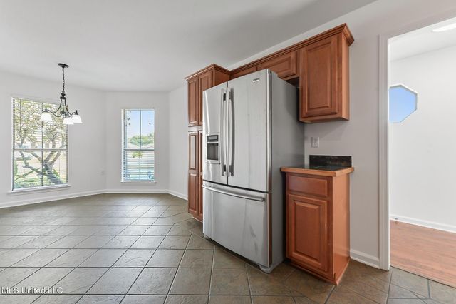 10555 Pak Cove, Biloxi, MS 39532