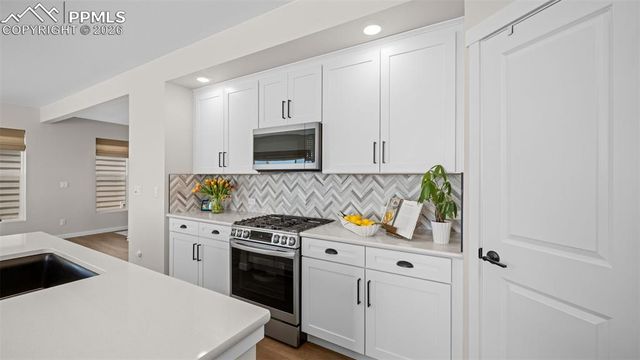 7011 Knapp Drive, Colorado Springs, CO 80924