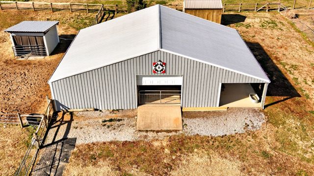 307 Martin Chapel Rd, Portland, TN 37148