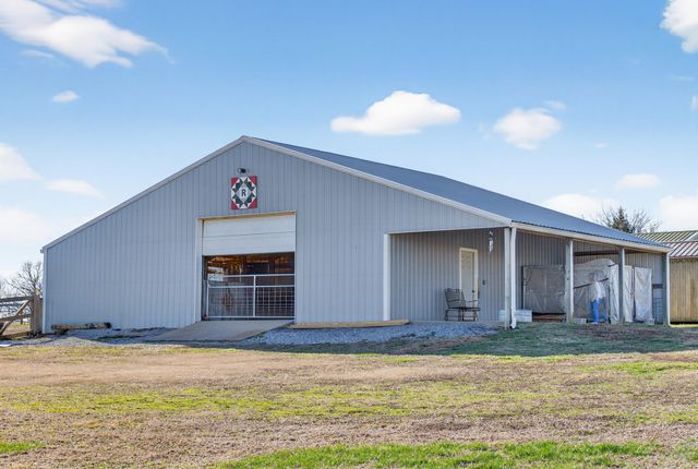 307 Martin Chapel Rd, Portland, TN 37148