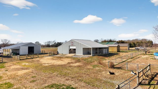 307 Martin Chapel Rd, Portland, TN 37148